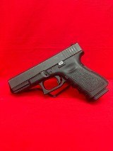GLOCK G23 Gen 3 .40 S&W - 2 of 3