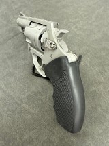 CHARTER ARMS MAG PUG .357 MAG - 2 of 3