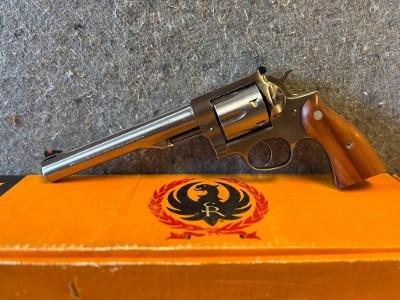 RUGER REDHAWK .44 MAGNUM