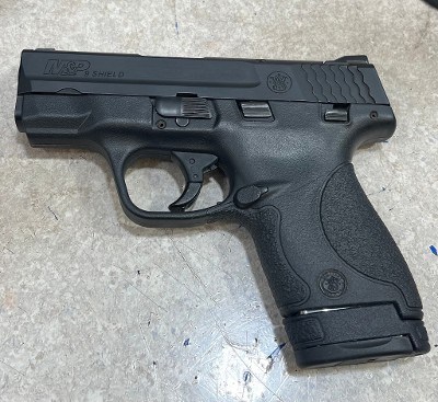 SMITH & WESSON M & P 9 Shield 9MM LUGER (9x19 PARA)