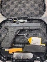 GLOCK
G22 GEN 4 .40 S&W - 2 of 2