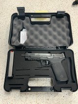 SMITH & WESSON M&P 5.7 5.7X28MM - 1 of 3