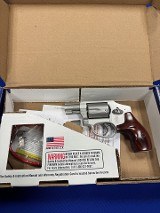 SMITH & WESSON 642 LADYSMITH .38 SPL - 2 of 3