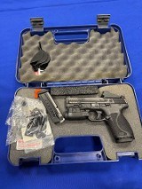 S&W M&P M2.0 OR COMPACT BUNDLE 9MM LUGER (9X19 PARA) - 2 of 3