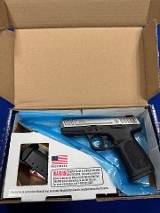 SMITH & WESSON SD40 2.0 .40 S&W - 2 of 3