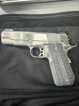 DAN WESSON FIREARMS Commander Classic .45 ACP - 1 of 3