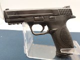 SMITH & WESSON M&P 40 .40 S&W - 2 of 3