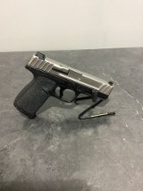 SMITH & WESSON SD40 VE .40 S&W - 3 of 3