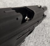 SPRINGFIELD ARMORY XD Subcompact
.40 S&W - 3 of 3