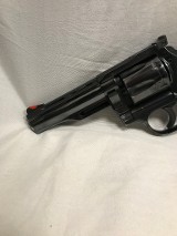 DAN WESSON FIREARMS 22-VH
.22 LR - 3 of 3