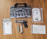 WILSON COMBAT Vicker Elite .45 ACP - 1 of 3