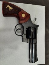 COLT BLUED PYTHON .357 MAG - 2 of 3