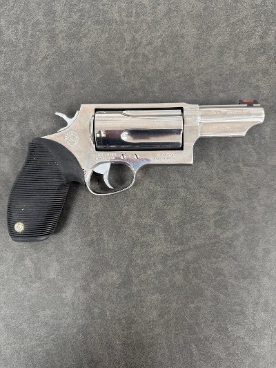 TAURUS JUDGE .45 LC/.410 GA