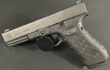 GLOCK G22 GEN 4 .40 S&W - 2 of 3