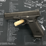 GLOCK G17 GEN 5 9MM LUGER (9x19 PARA) - 1 of 3