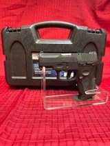TAURUS G2C .40 S&W - 1 of 3