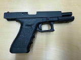 GLOCK
G22 .40 S&W - 3 of 3