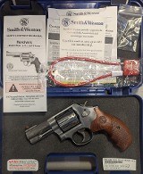 SMITH & WESSON 686 PLUS DELUXE .357 MAG