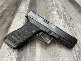 GLOCK 22 GEN 3 40 Smith & Wesson - 2 of 3