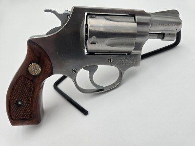 SMITH & WESSON 60 .38 SPL