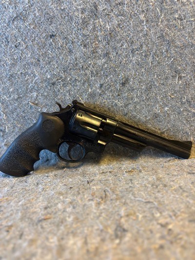 SMITH & WESSON HIGHWAY PATROLMAN .357 MAG