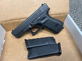 GLOCK 23 GEN 4 40 Smith & Wesson - 1 of 2