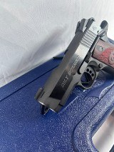 COLT 1911 DEFENDER .45 ACP - 2 of 3