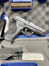 SMITH & WESSON M&P PRO CORE .40 S&W - 3 of 3