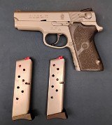 SMITH & WESSON 3913 9MM LUGER (9x19 PARA)