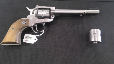 RUGER New Model Single Six .22 LR/.22 WMR