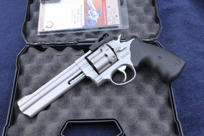 TAURUS 608 COMPETITION .357 MAG