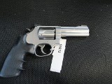 SMITH & WESSON 617-4 .22 LR - 2 of 3