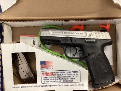 SMITH & WESSON SD9 VE 9MM LUGER (9X19 PARA)