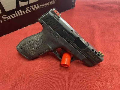 SMITH & WESSON M&P 9 SHIELD PerFORMANCE CENTER 9MM 9MM LUGER (9x19 PARA)