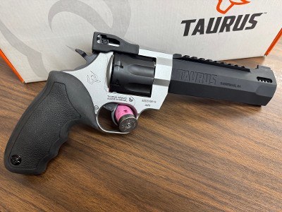 TAURUS RAGING HUNTER .357 MAG