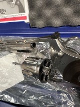 COLT PYTHON 2020 STAINLESS
6" BARREL .38 SPECIAL/.357 MAGNUM - 2 of 3