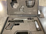 SPRINGFIELD ARMORY XD-9 SUB-COMPACT 9MM LUGER (9x19 PARA) - 1 of 3
