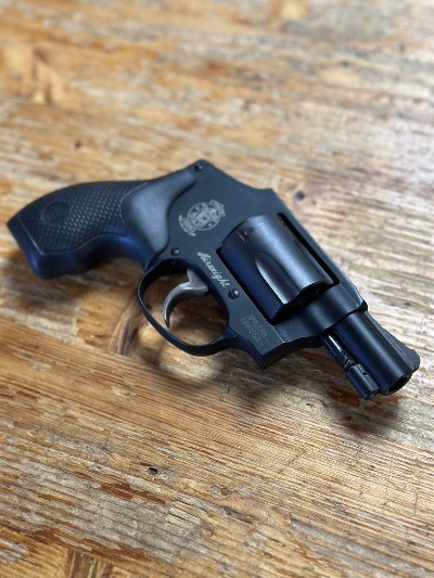 SMITH & WESSON 442-1 .38 SPL