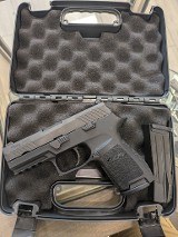 SIG SAUER P320 COMPACT 9MM LUGER (9X19 PARA) - 1 of 3