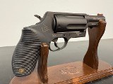 TAURUS JUDGE .45 LC/.410 GA - 2 of 3