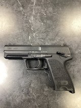 HECKLER & KOCH USP .40 S&W