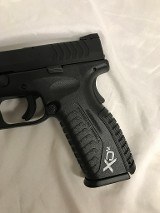 SPRINGFIELD ARMORY XDM-40 3.8 .40 S&W - 2 of 3