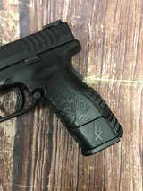 SPRINGFIELD ARMORY XDM-40 Compact 3.8 .40 S&W - 2 of 3