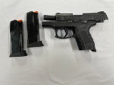 TAURUS PT140 PRO MILLENIUM .40 S&W - 3 of 3