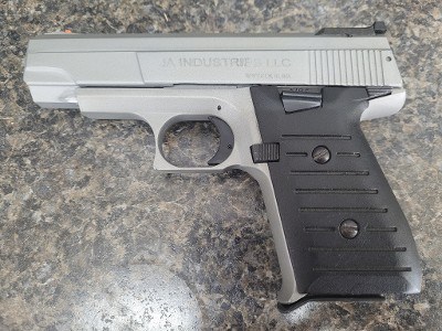 JA INDUSTRIES j.a nine 9MM LUGER (9x19 PARA)