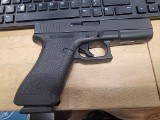 GLOCK G17 GEN 1 9MM LUGER (9X19 PARA) - 1 of 3