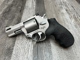 TAURUS 692 TRACKER .357 MAG - 1 of 3