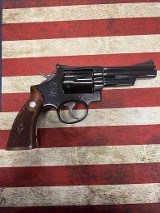 SMITH & WESSON 19-2 .357 MAG - 1 of 3