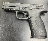SMITH & WESSON M&P 40 .40 CALIBER