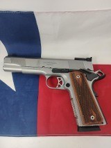 SMITH & WESSON SW1911 .45 ACP